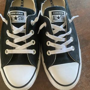 Women’s black converse